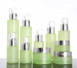 Green emollient water glass travel mist spray bottle