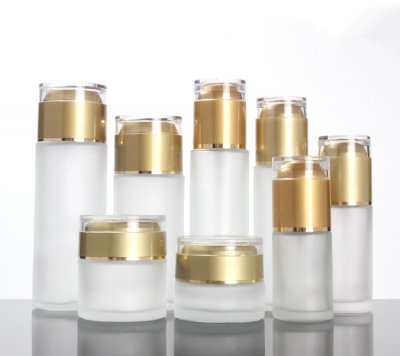 Cosmetic toner spray frosted glass bottle